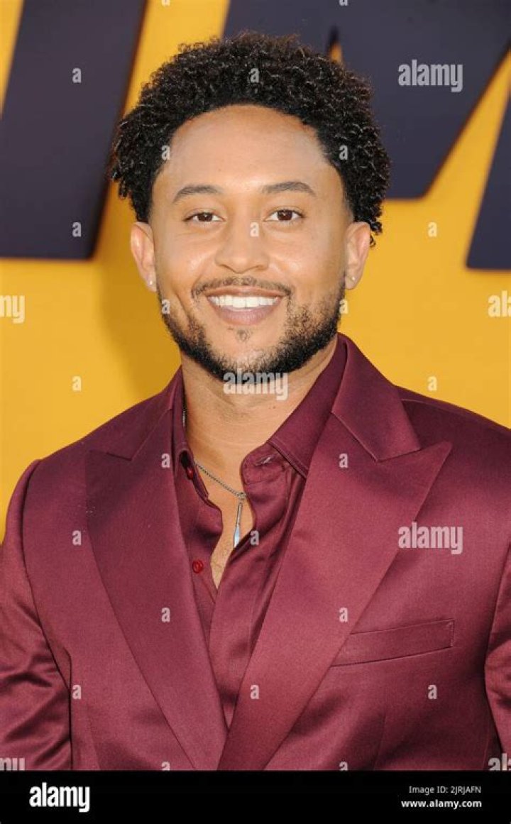 Tahj Mowry Biography, Age, Height, Wife, Net Worth, Family