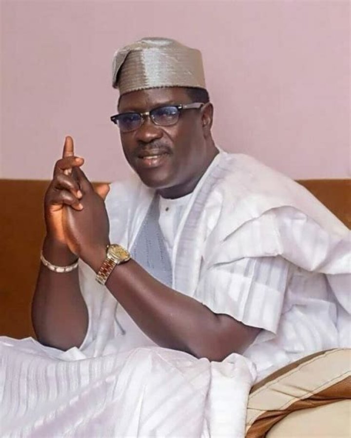 Taiwo Hassan Biography, Age, Height, Wife, Net Worth, Family