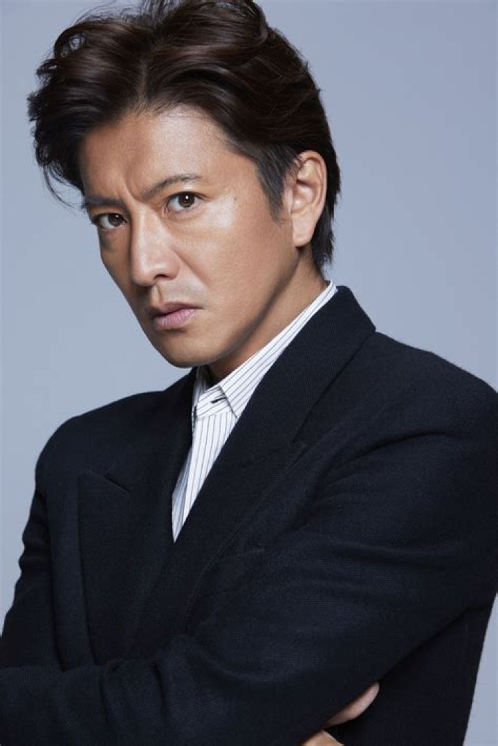 Takuya Kimura Biography, Age, Height, Wife, Net Worth, Family