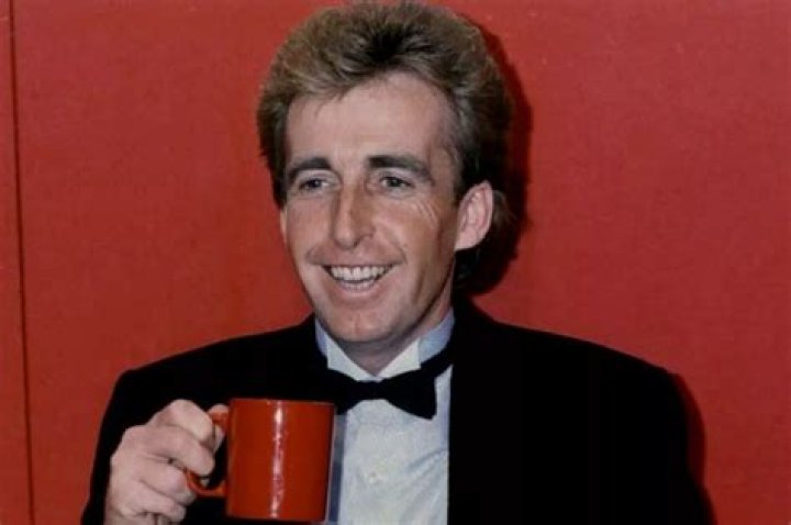 Terry Griffiths Biography, Age, Height, Wife, Net Worth, Family