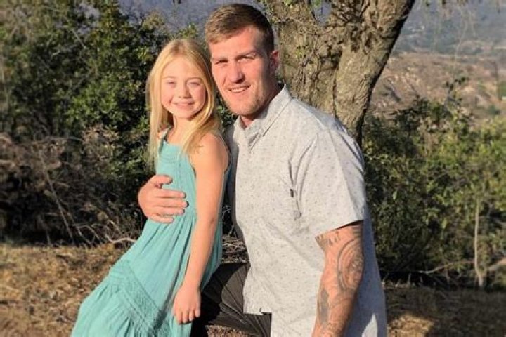 Who was Tommy Smith 'Everleigh Rose's Dad'? Wiki, Biography, Wife, Family, Death, Net Worth & More