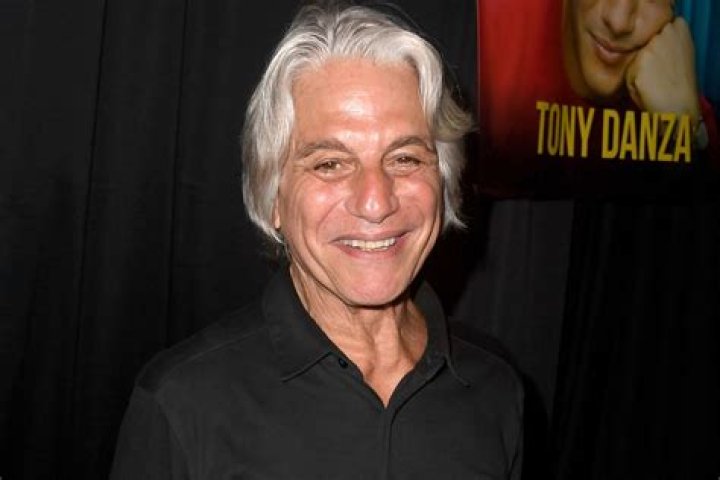 Tony Danza (TV Actor) - Age, Birthday, Bio, Facts, Family, Net Worth, Height & More