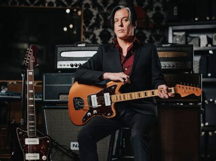 Troy Van Leeuwen Biography, Age, Height, Wife, Net Worth, Family
