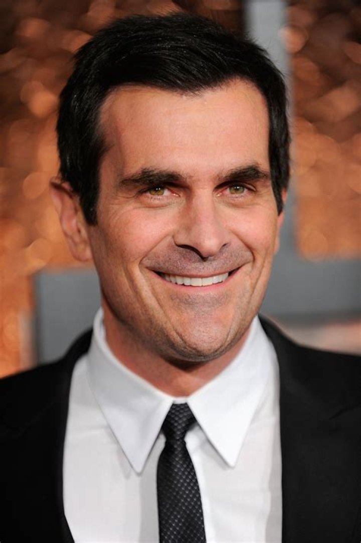 Ty Burrell (TV Actor) - Age, Birthday, Bio, Facts, Family, Net Worth, Height & More