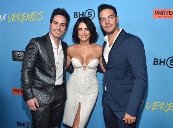 Vadhir Derbez Biography, Age, Height, Wife, Net Worth, Family