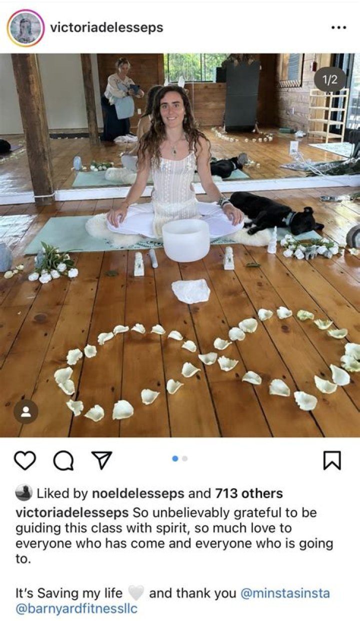 Victoria de Lesseps (Painter) - Age, Birthday, Bio, Facts, Family, Net Worth, Height & More