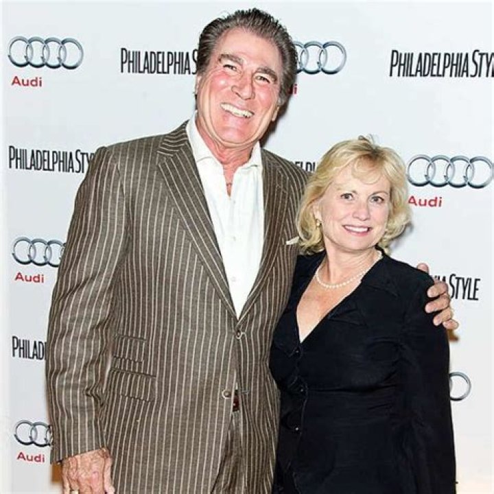 Vince Papale is Married to Wife: Janet Cantwell. Kids.