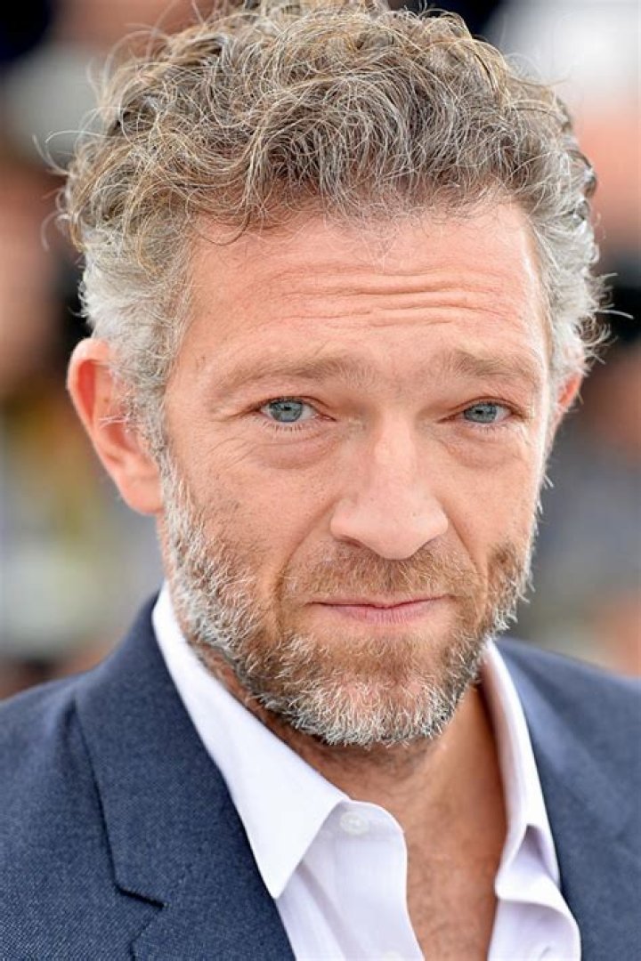 How tall is Vincent Cassel