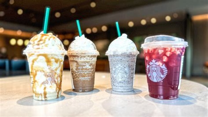 Người mẫu uống gì ở Starbucks? - Celebrity.fm