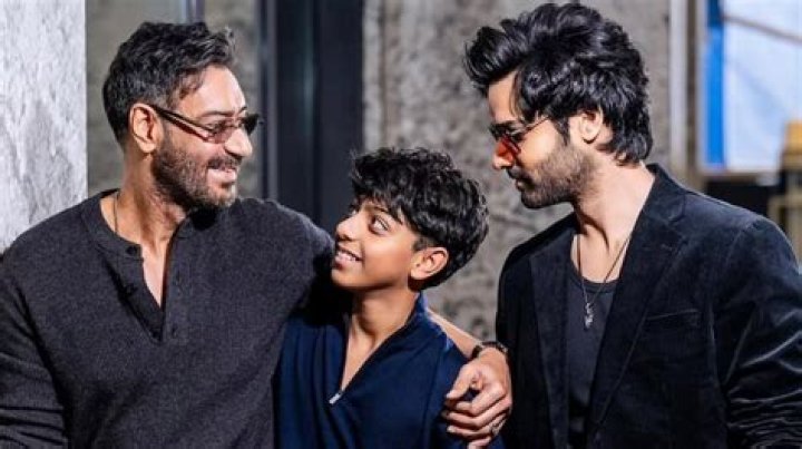 What is Heather Burns doing today? Ajay Naidu Wife’s Biography