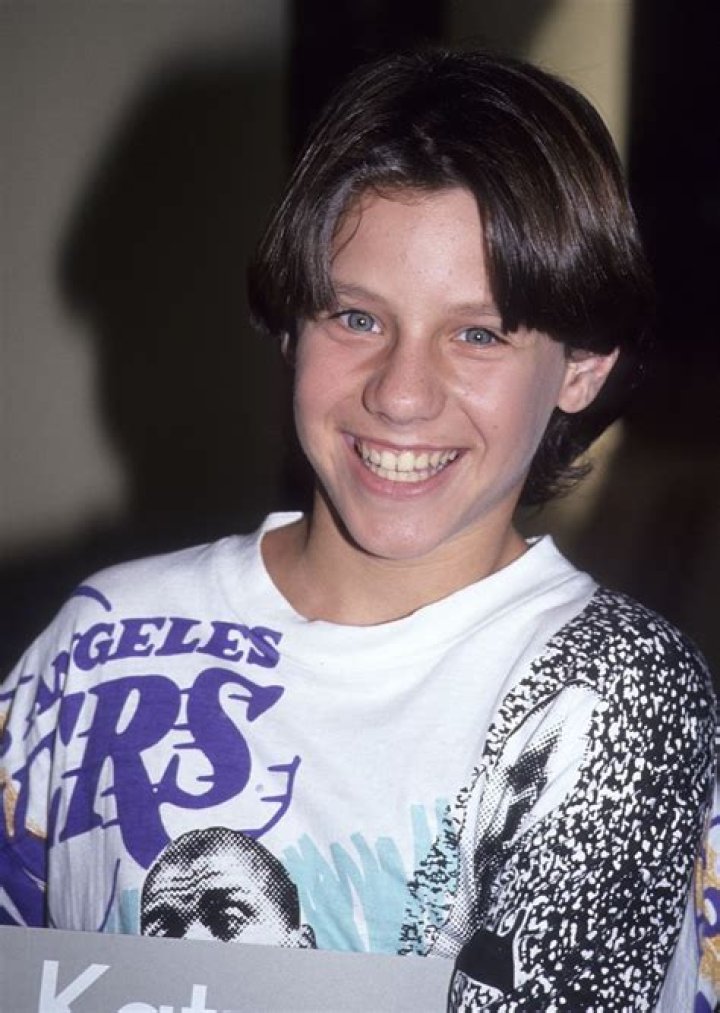 
Where Is Omri Katz From “Hocus Pocus” Today, Net Worth, Married 