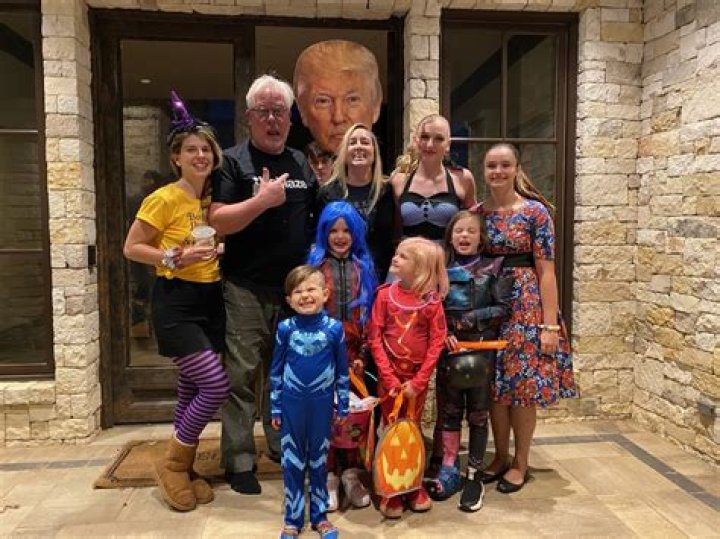 
Who are Glenn Freys Parents? Glenn Frey Biography, Parents Name, Nationality and More 