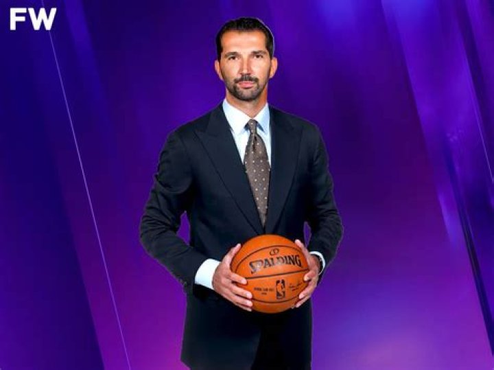 
Who are Peja Stojakovic Parents? Peja Stojakovic Biography, Parents Name and More 