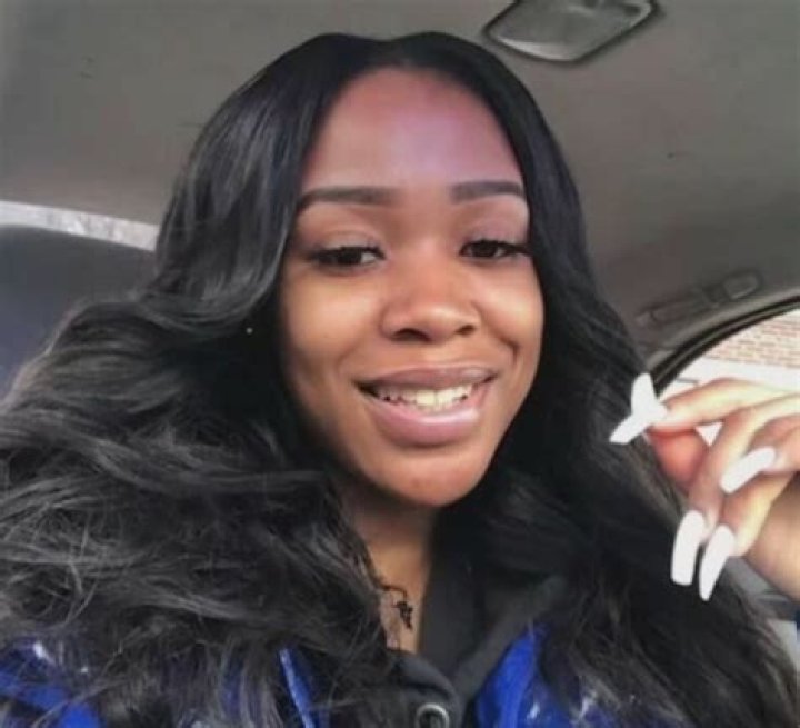 
Who Is Aaliyah Ivory? Chicago I-57 Road Rage Shooting Victim And Family 
