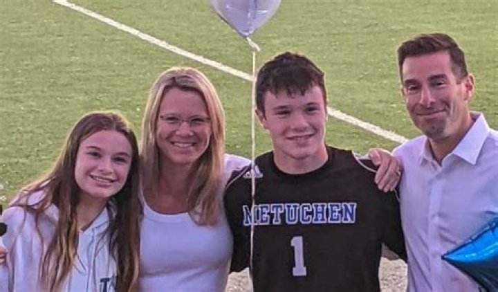 Who Is Elie Honig Wife Rachel Honig? CNN Legal Analyst Lives In Metuchen BJ With His Children & Family