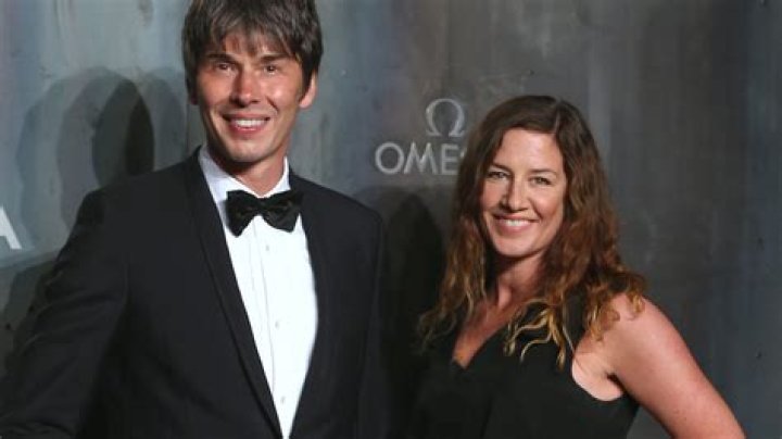 Who Is Gia Milinovich? Meet The Stunning Wife Of Brian Cox!