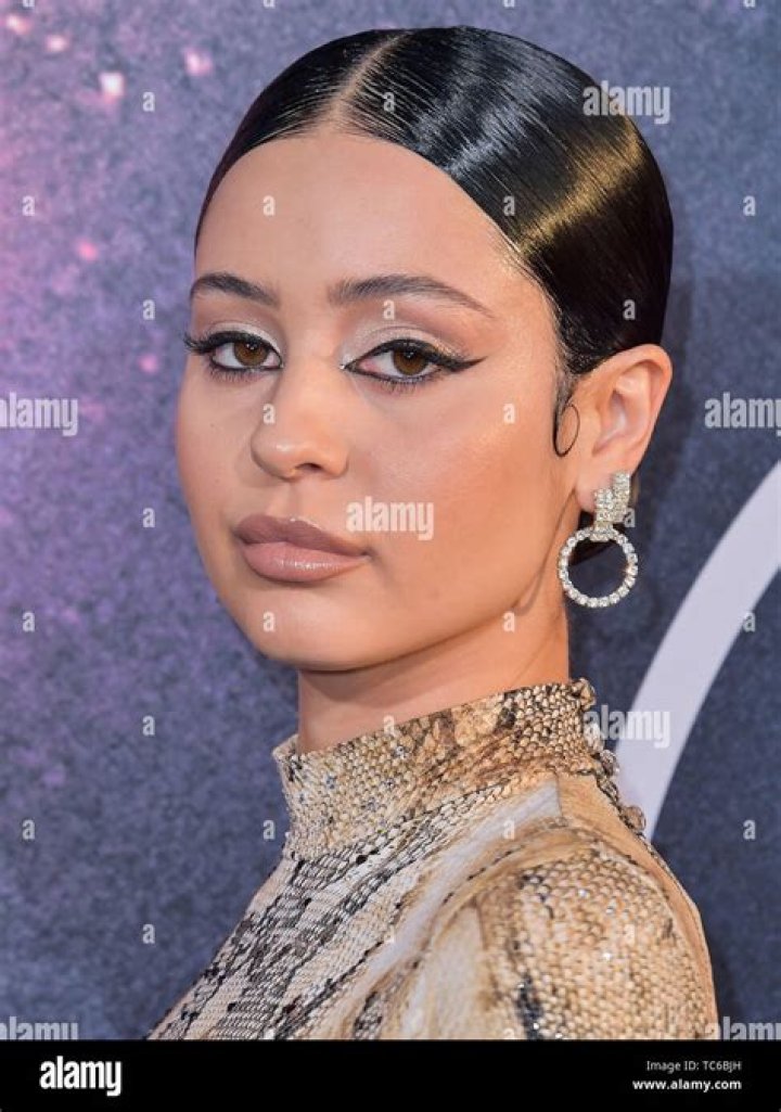 
Who Is Rose Mendez? Meet The Mother Of Euphoria Actress Alexa Demie On Instagram 