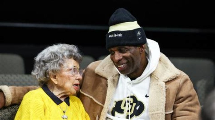 Who Was Peggy Ann Jordan? Death Of Leslie Jordan’s Mom Shocks Family And Friends