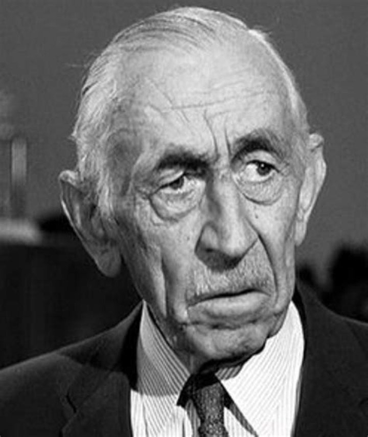 Will Wright Biography, Age, Height, Wife, Net Worth, Family