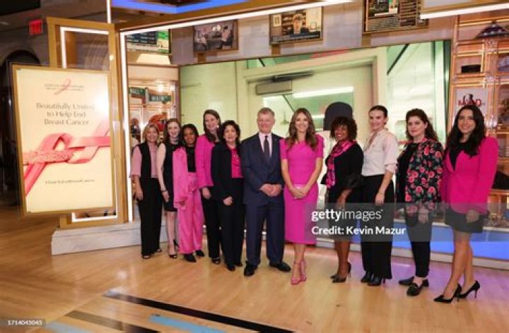 William P. Lauder Biography, Age, Height, Wife, Net Worth, Family