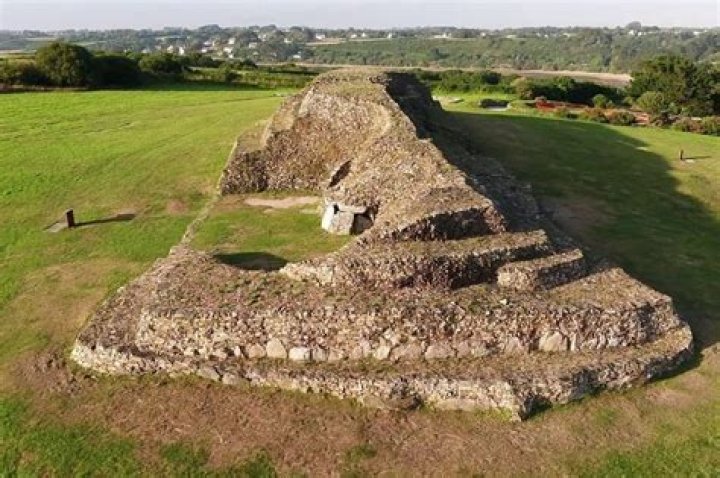 Explore 9 Of The Oldest Buildings In The World