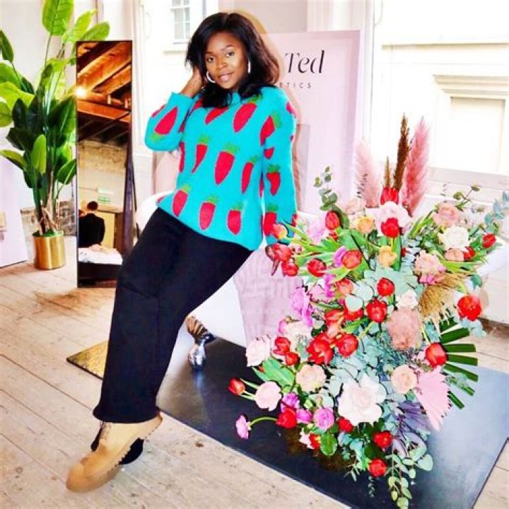 
Yetunde Oduwole Height, Weight, Net Worth, Age, Birthday, Wikipedia, Who, Nationality, Biography 