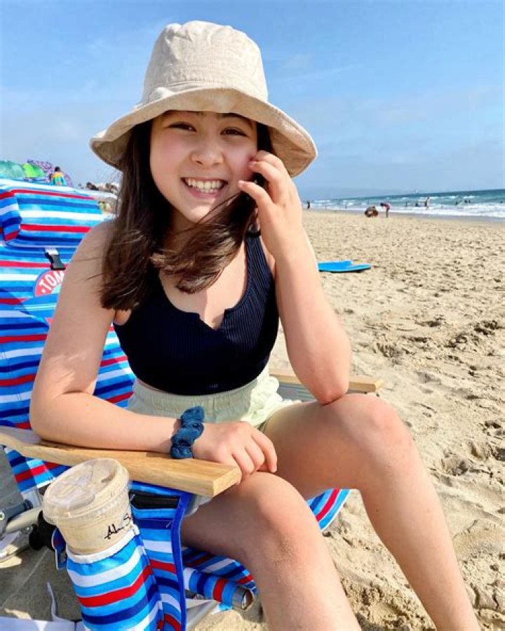 
Yumi Suzuki Height, Weight, Net Worth, Age, Birthday, Wikipedia, Who, Nationality, Biography 