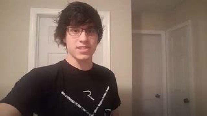 YummiR6 (YouTube Star) - Age, Birthday, Bio, Facts, Family, Net Worth, Height & More