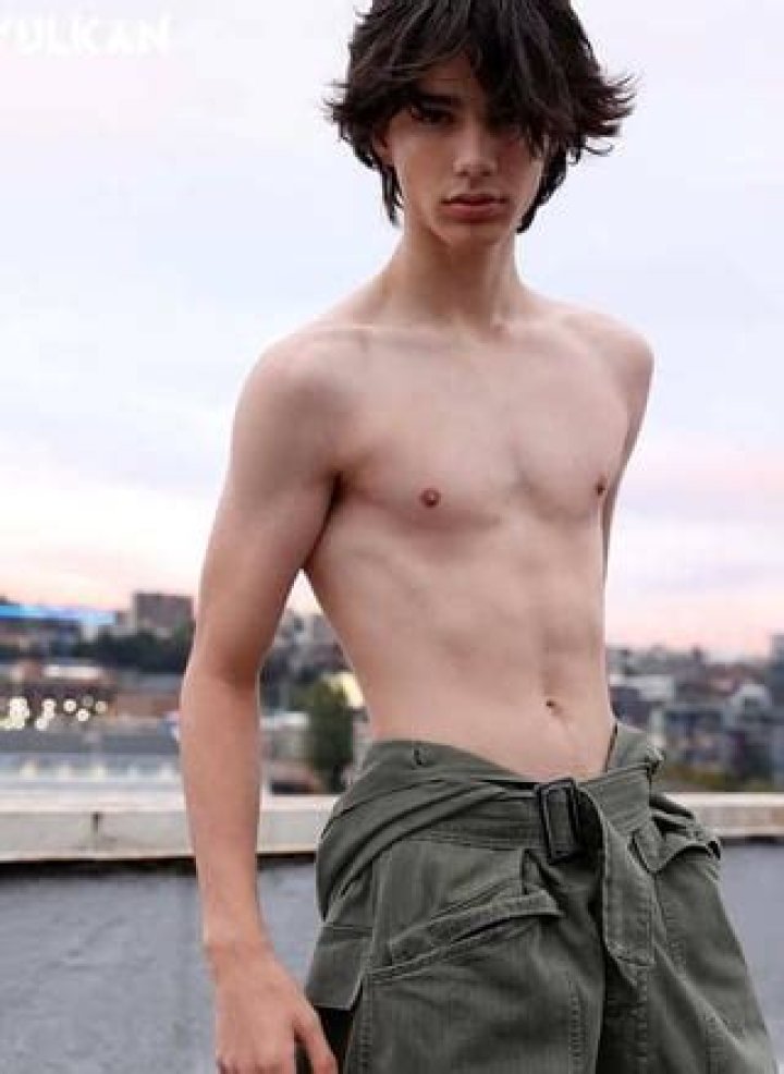 Zario Bolanos Age | Wiki, Net worth, Bio, Height, Girlfriend