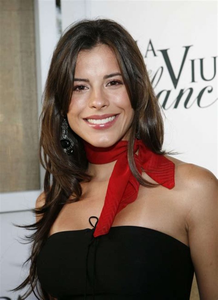 Zharick León Biography, Age, Height, Husband, Net Worth, Family